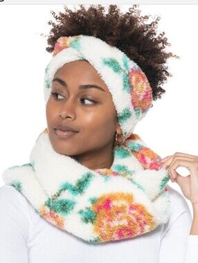 Jenni Plush Floral Headband and Scarf Set - White Multi NWT. Gift Fall Cozy